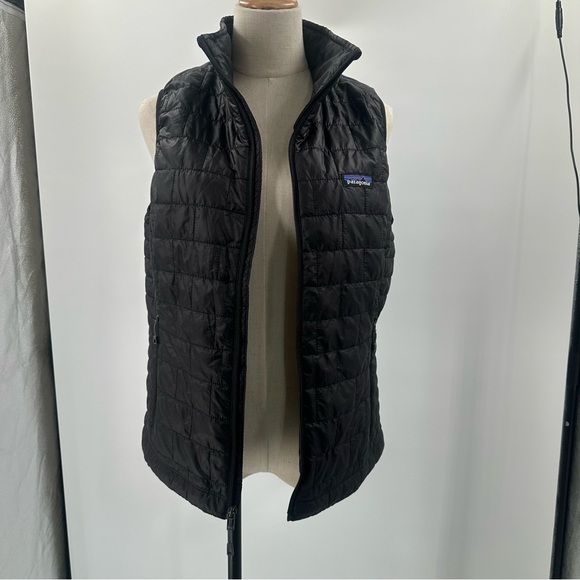 Patagonia Jackets & Blazers - NWT Patagonia Nano Puff Black Quilted Women's Insulated Vest Medium